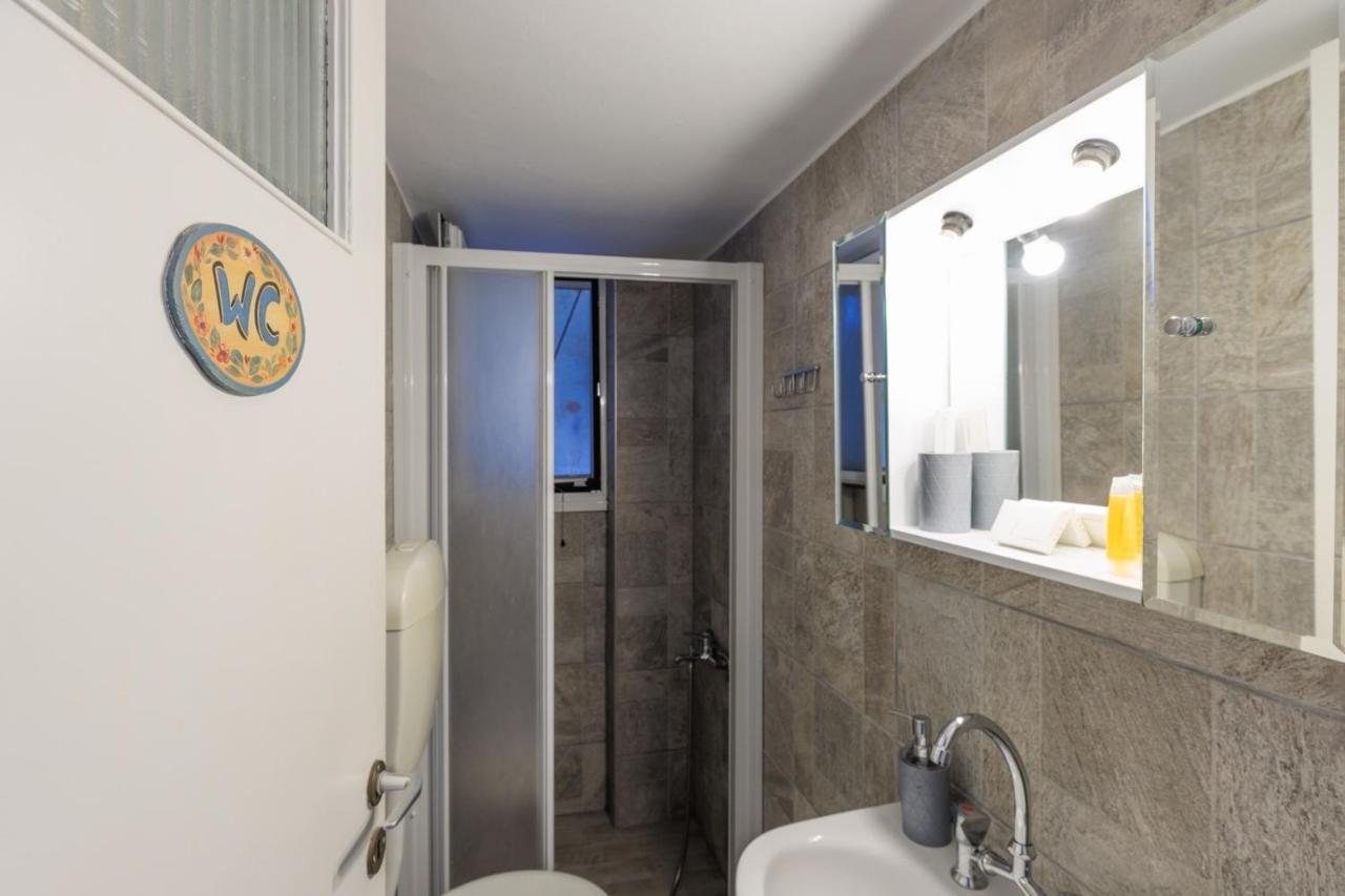Aiolos Koukaki Center Apartment Ateny Zewnętrze zdjęcie